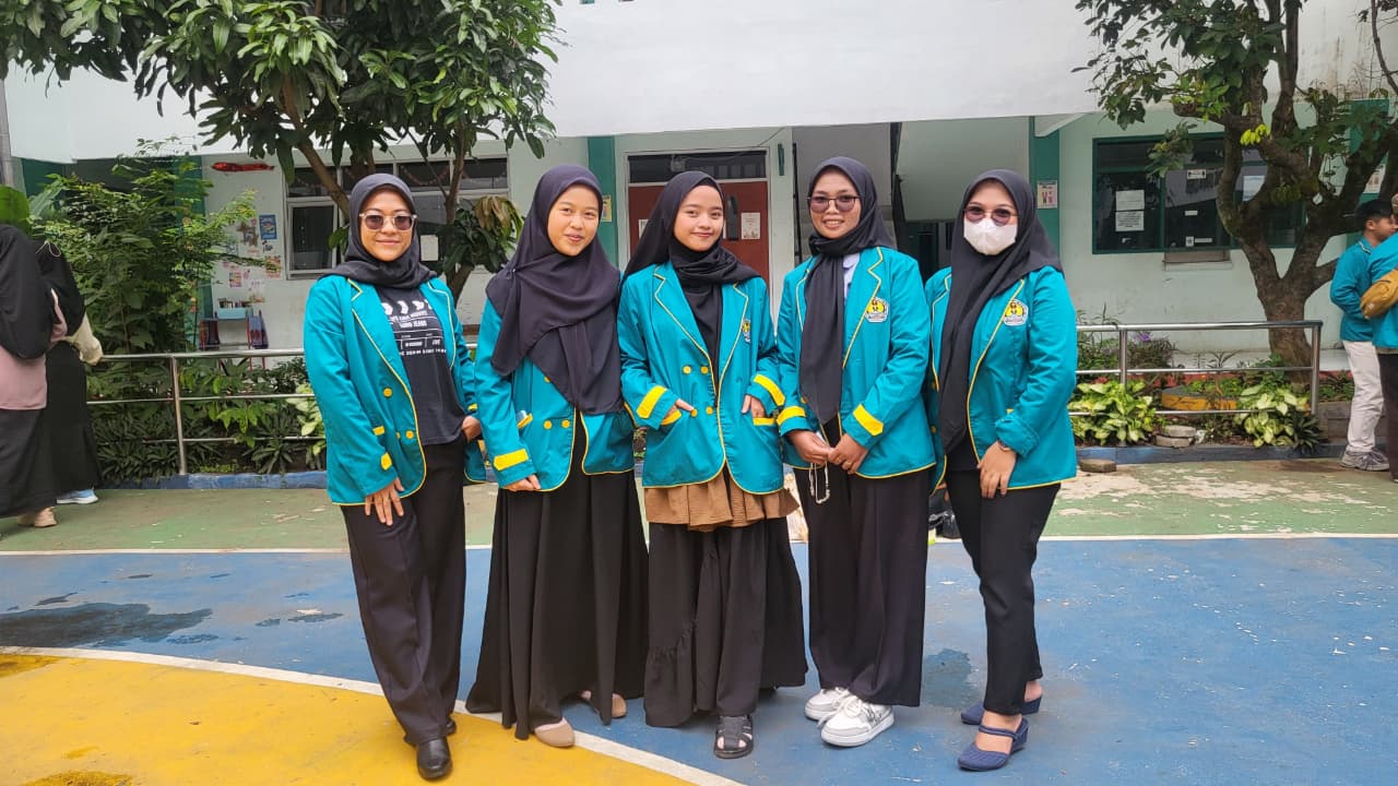 SRI MARYANA VATRIA LESTARI 