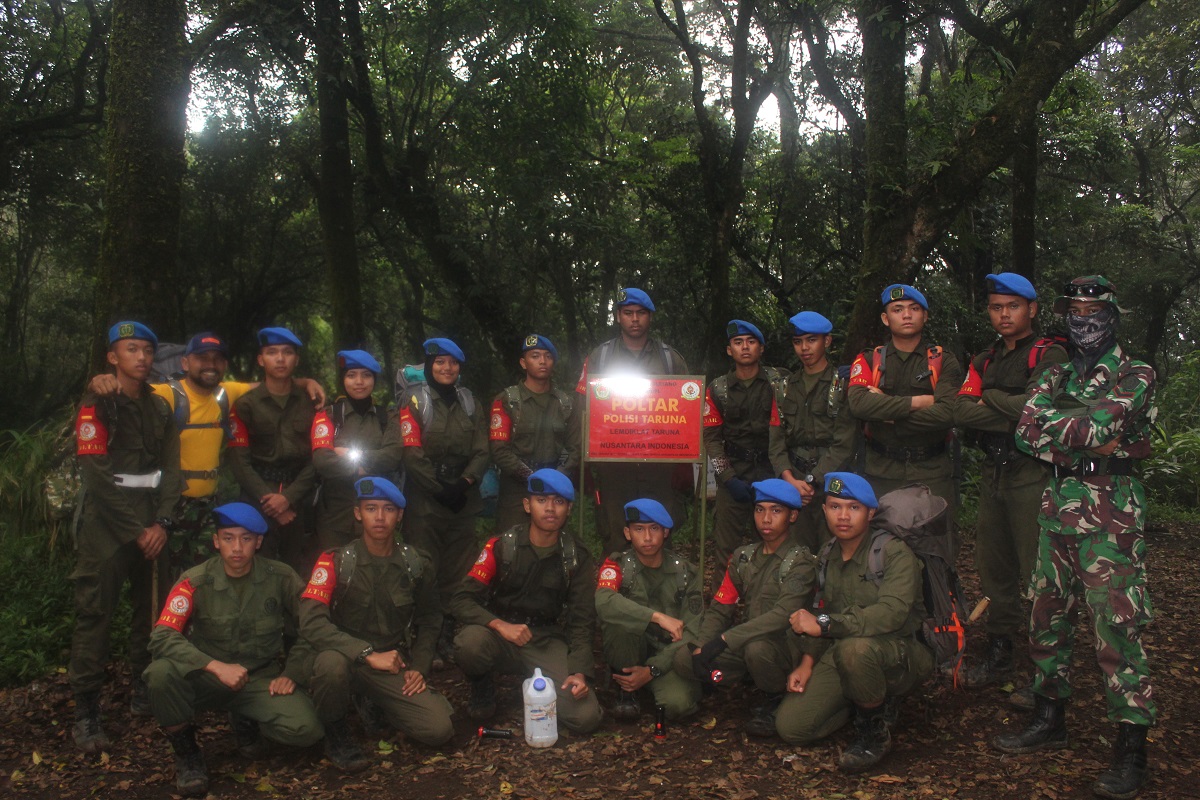 PEMBARETAN POLTAR GUNUNG MANGLAYANG