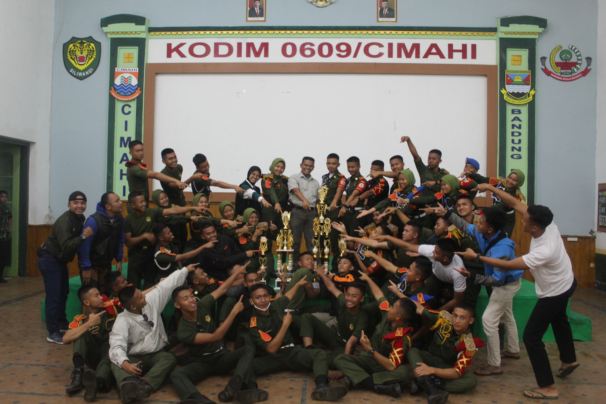 JUARA UMUM LKBB